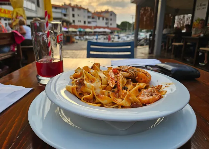 Apartma Park Ucka شقة *